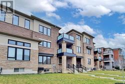 47 SPARKS STREET Aurora, ON L4G 0Z9