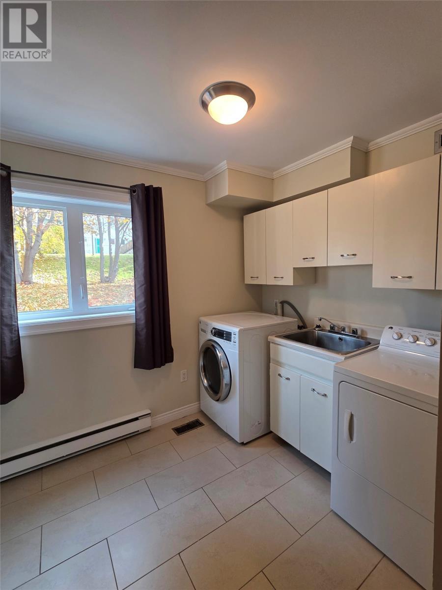 5 Hamilton Place, Corner Brook, NL - Indoor Photo Showing Laundry Room