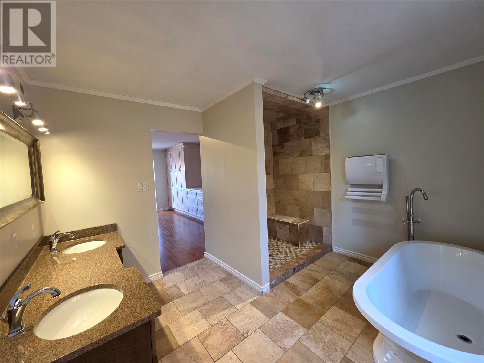 5 Hamilton Place, Corner Brook, NL - Indoor Photo Showing Bathroom