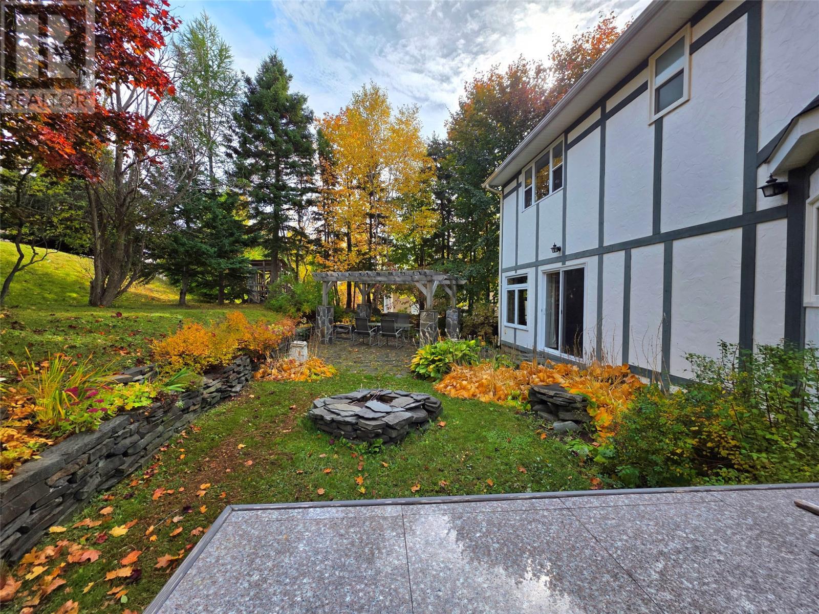 5 Hamilton Place, Corner Brook, NL - Outdoor