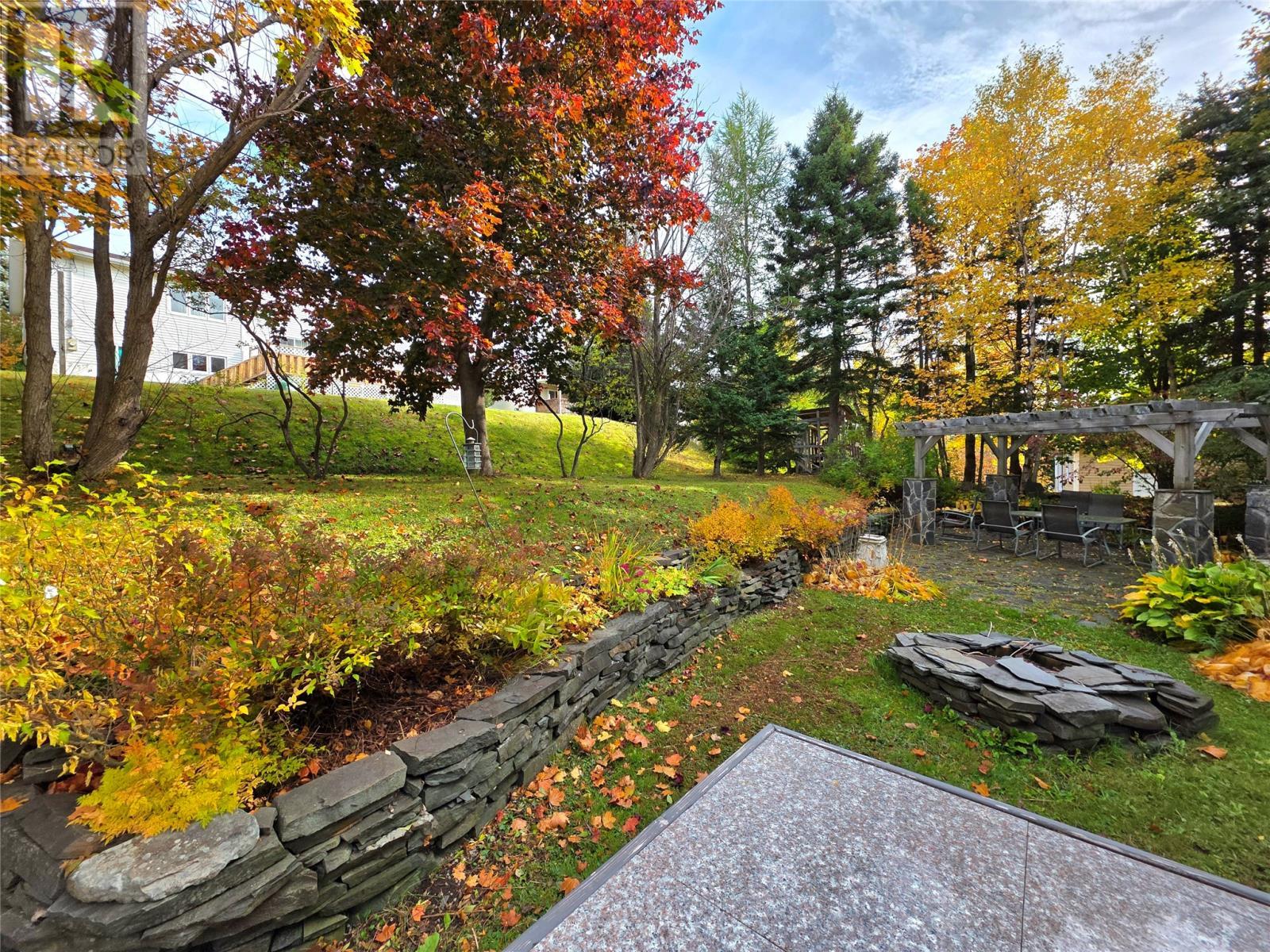 5 Hamilton Place, Corner Brook, NL - Outdoor