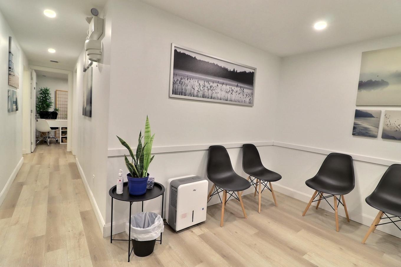 Bureau - 811 Av. Taniata, Lévis (Les Chutes-De-La-Chaudière-Est), QC - Indoor