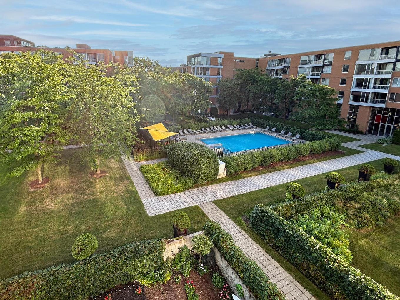 Pool - 411-220 Ch. Du Golf, Montréal (Verdun/Île-Des-Soeurs), QC - Outdoor