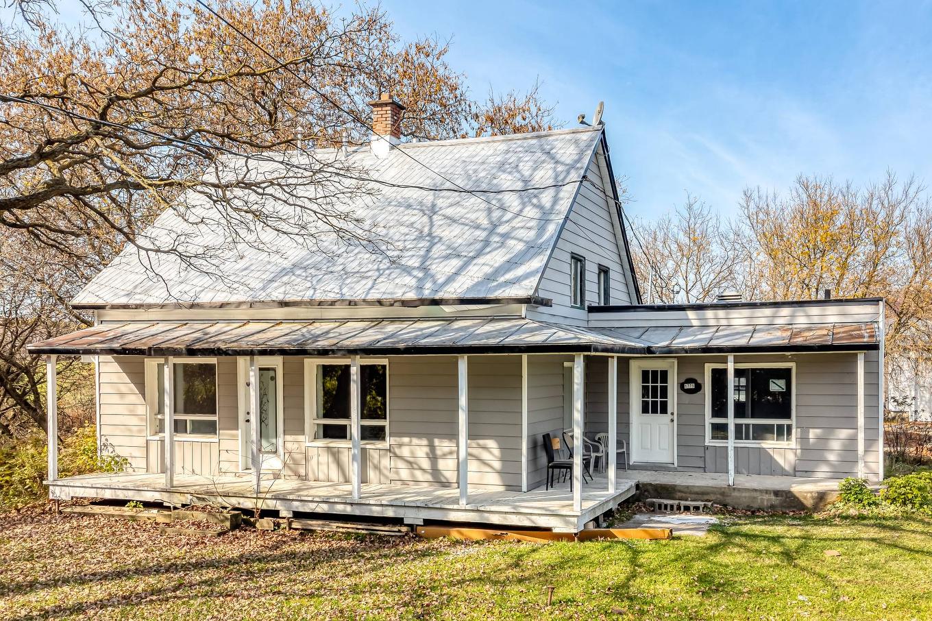 Façade - 1765 - 1775 Ch. Beauparlant O., Saint-Damien, QC