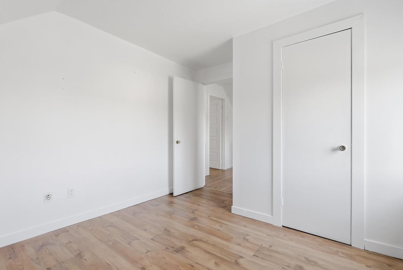 Chambre à coucher - 1765 - 1775 Ch. Beauparlant O., Saint-Damien, QC