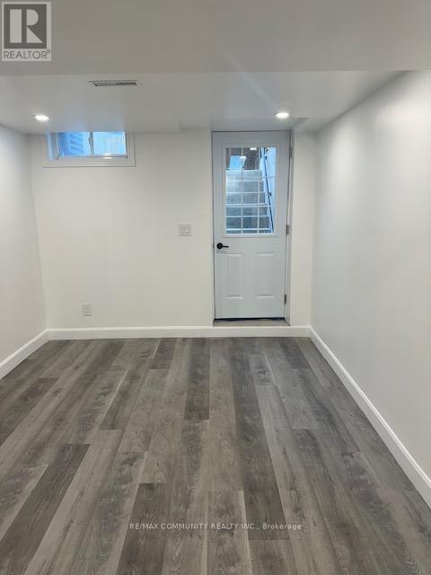 37 Fieldcrest Avenue, Clarington, ON - Indoor Photo Showing Other Room