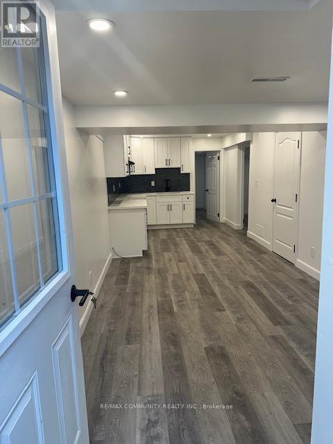 37 Fieldcrest Avenue, Clarington, ON - Indoor