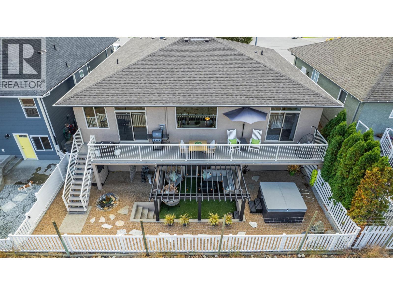 6963 Chardonnay Place, Oliver, BC - Outdoor With Deck Patio Veranda