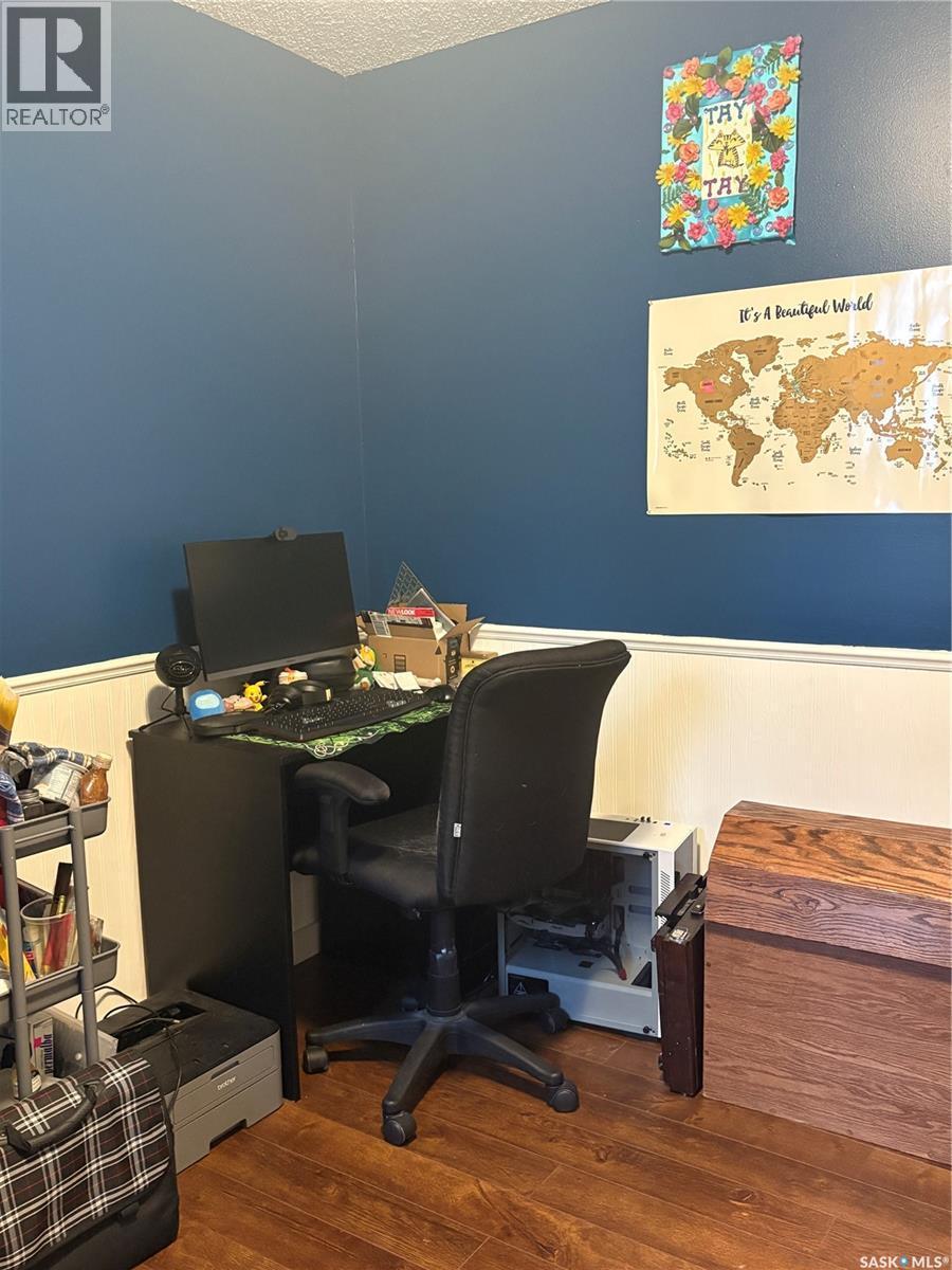 1582 Sibbald Crescent, Prince Albert, SK - Indoor Photo Showing Office