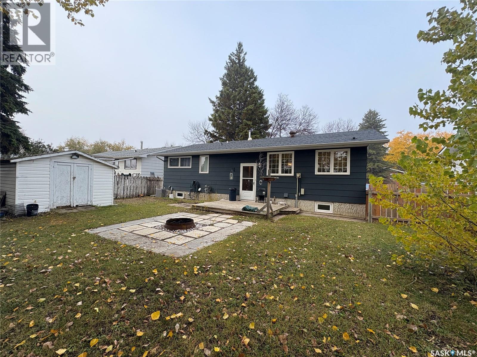 1582 Sibbald Crescent, Prince Albert, SK - Outdoor