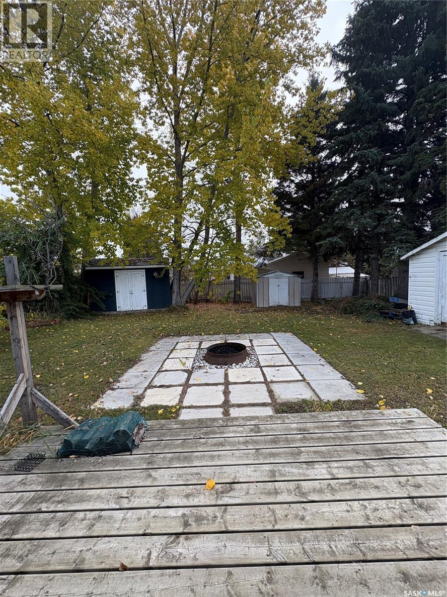 1582 Sibbald Crescent, Prince Albert, SK - Outdoor