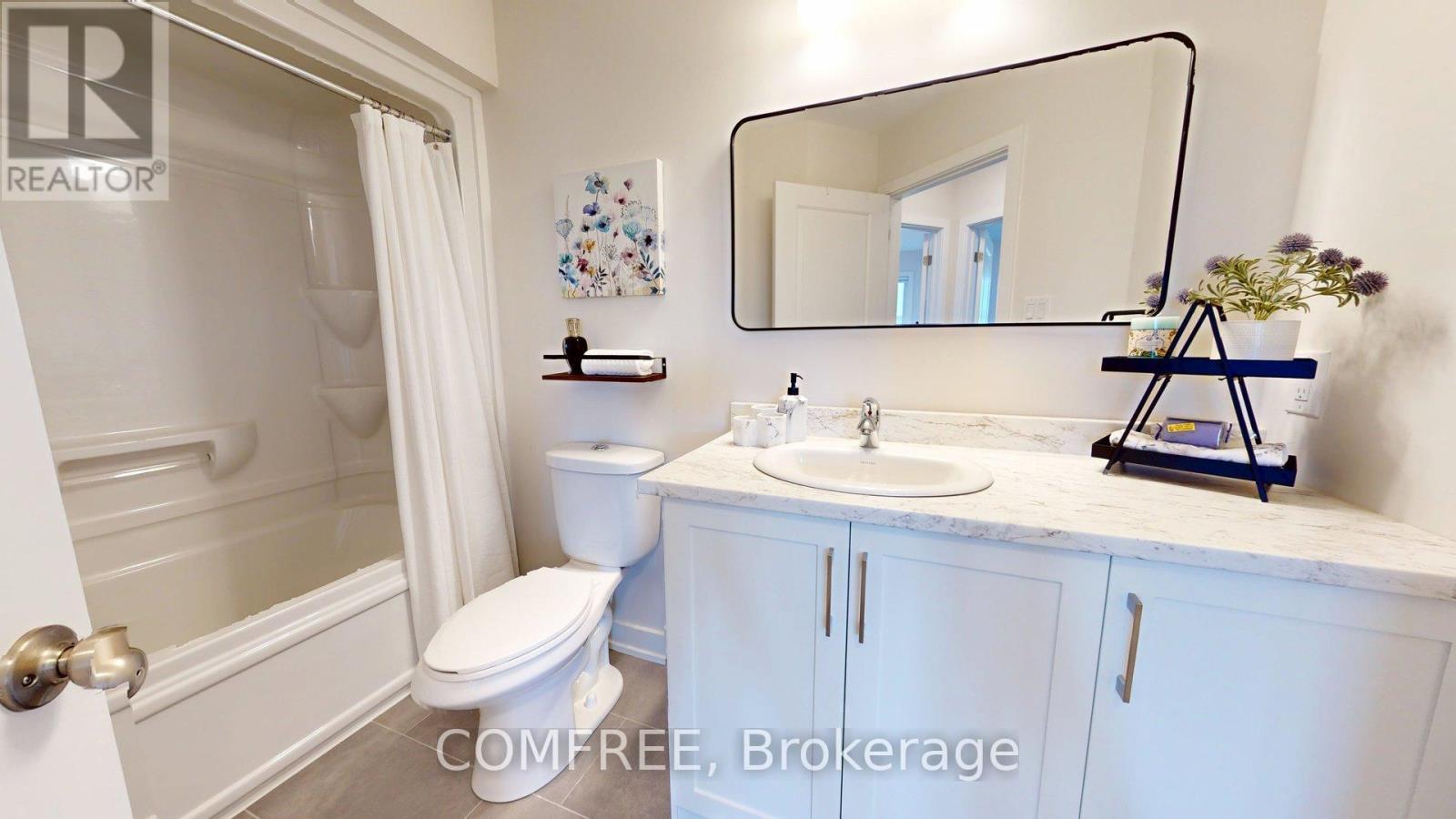 63 Whitcomb Crescent, Smiths Falls, ON - Indoor Photo Showing Bathroom