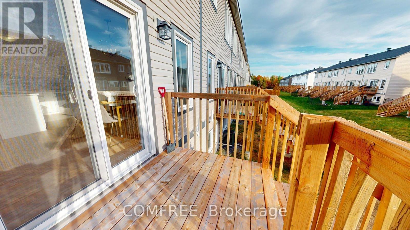 63 Whitcomb Crescent, Smiths Falls, ON - Outdoor