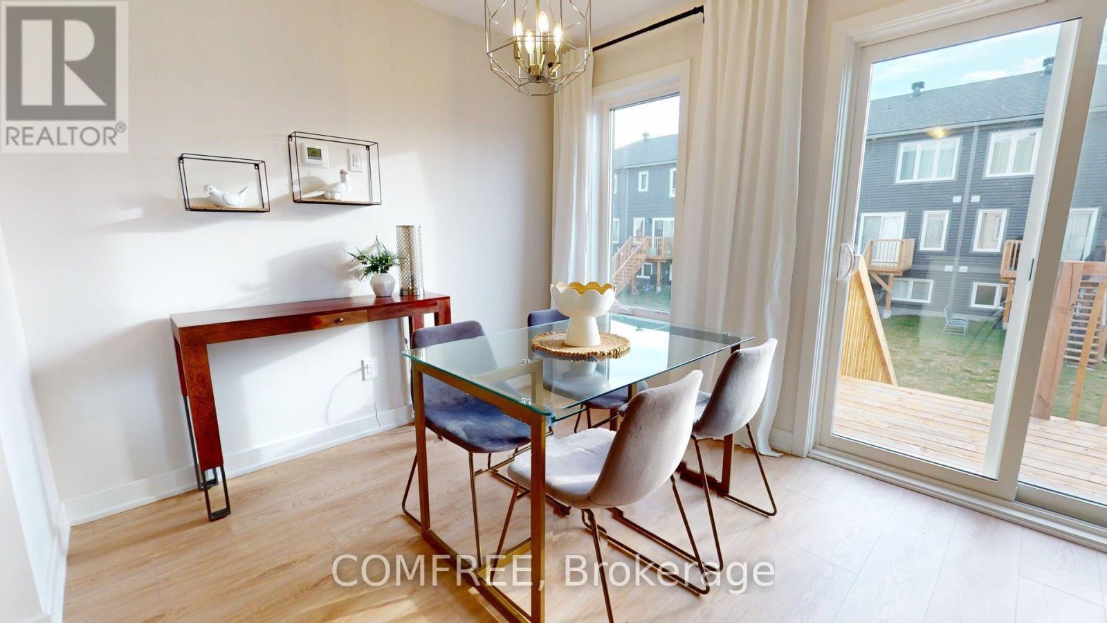 63 Whitcomb Crescent, Smiths Falls, ON - Indoor Photo Showing Dining Room