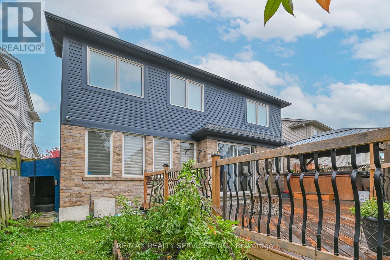 96 Brayshaw Drive, Cambridge, ON - Outdoor With Exterior