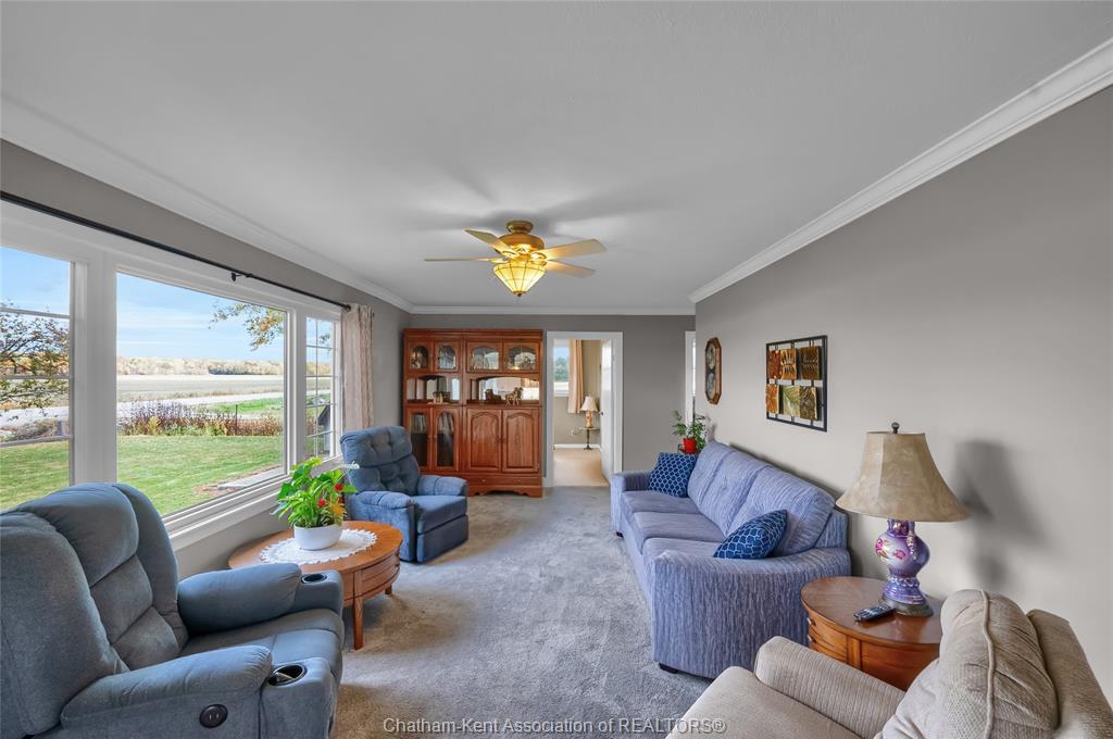 637 Wilkesport Line, Sombra, ON