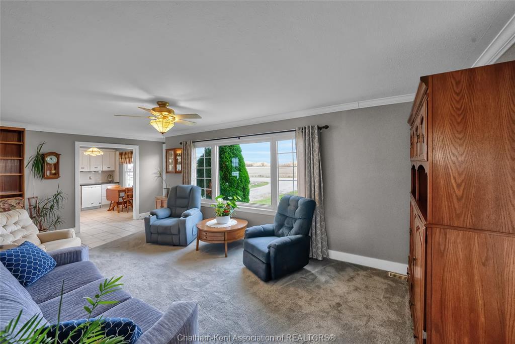 637 Wilkesport Line, Sombra, ON