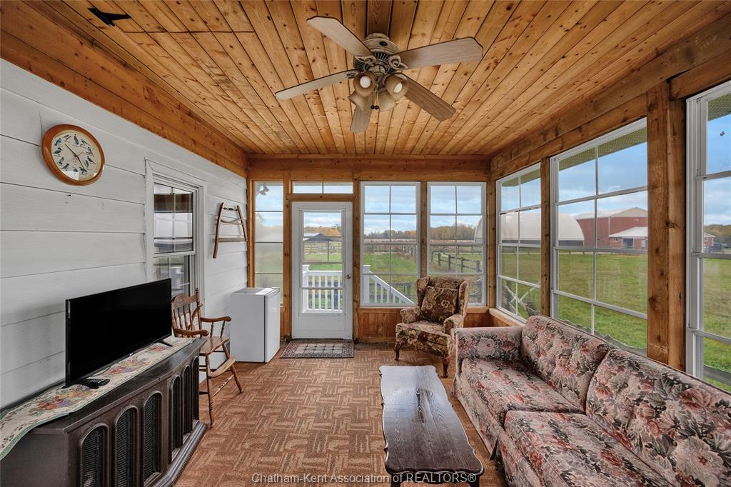 637 Wilkesport Line, Sombra, ON