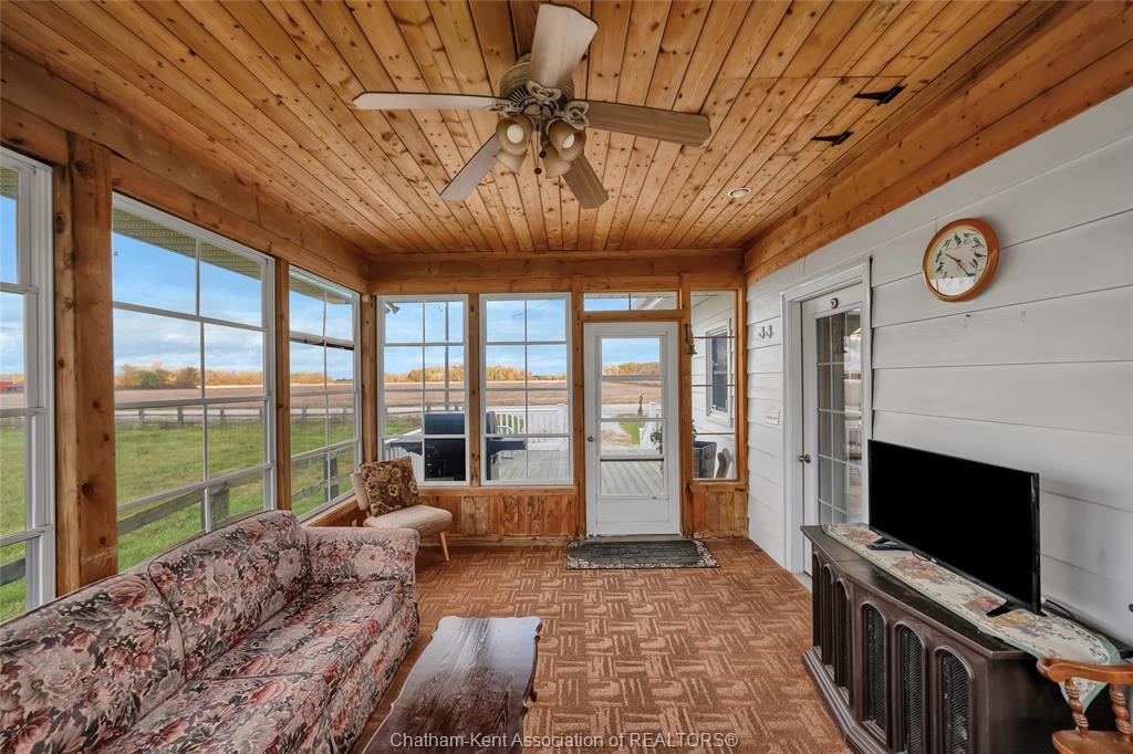 637 Wilkesport Line, Sombra, ON