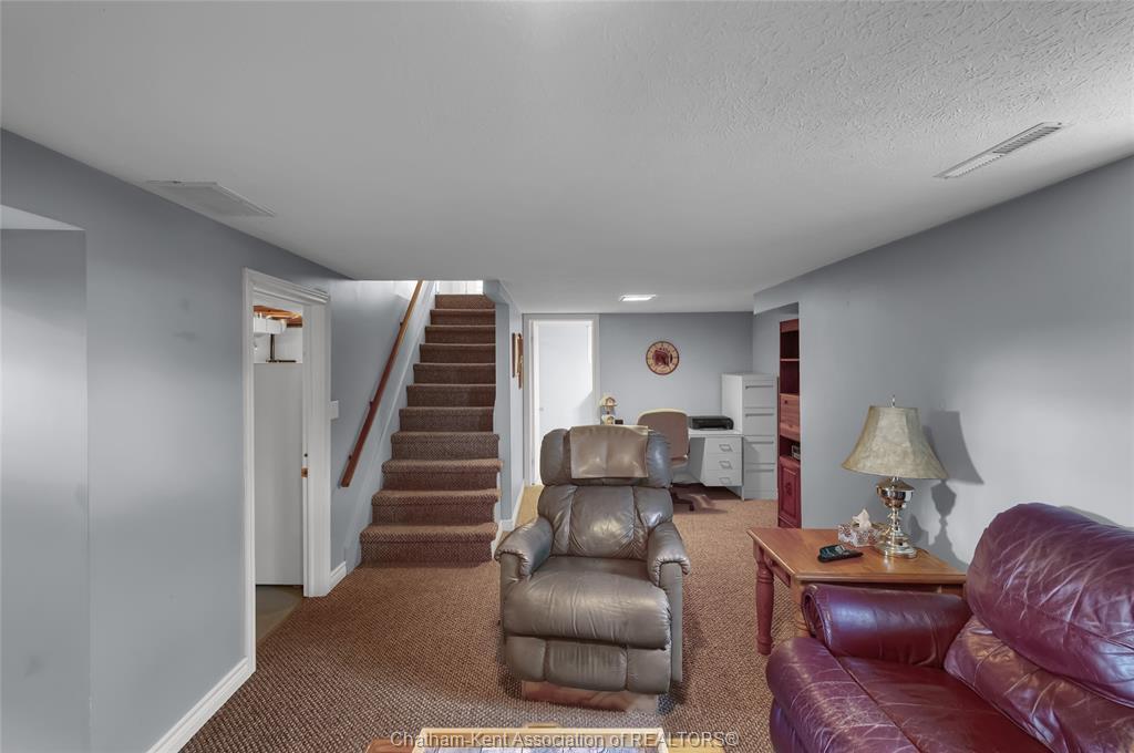 637 Wilkesport Line, Sombra, ON