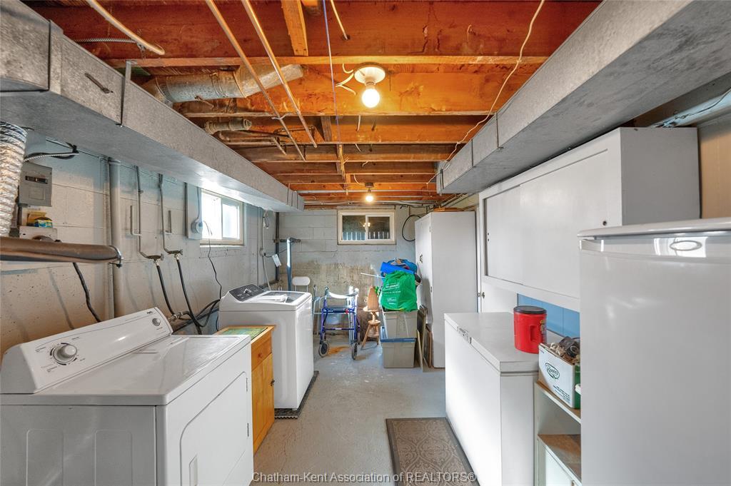 637 Wilkesport Line, Sombra, ON