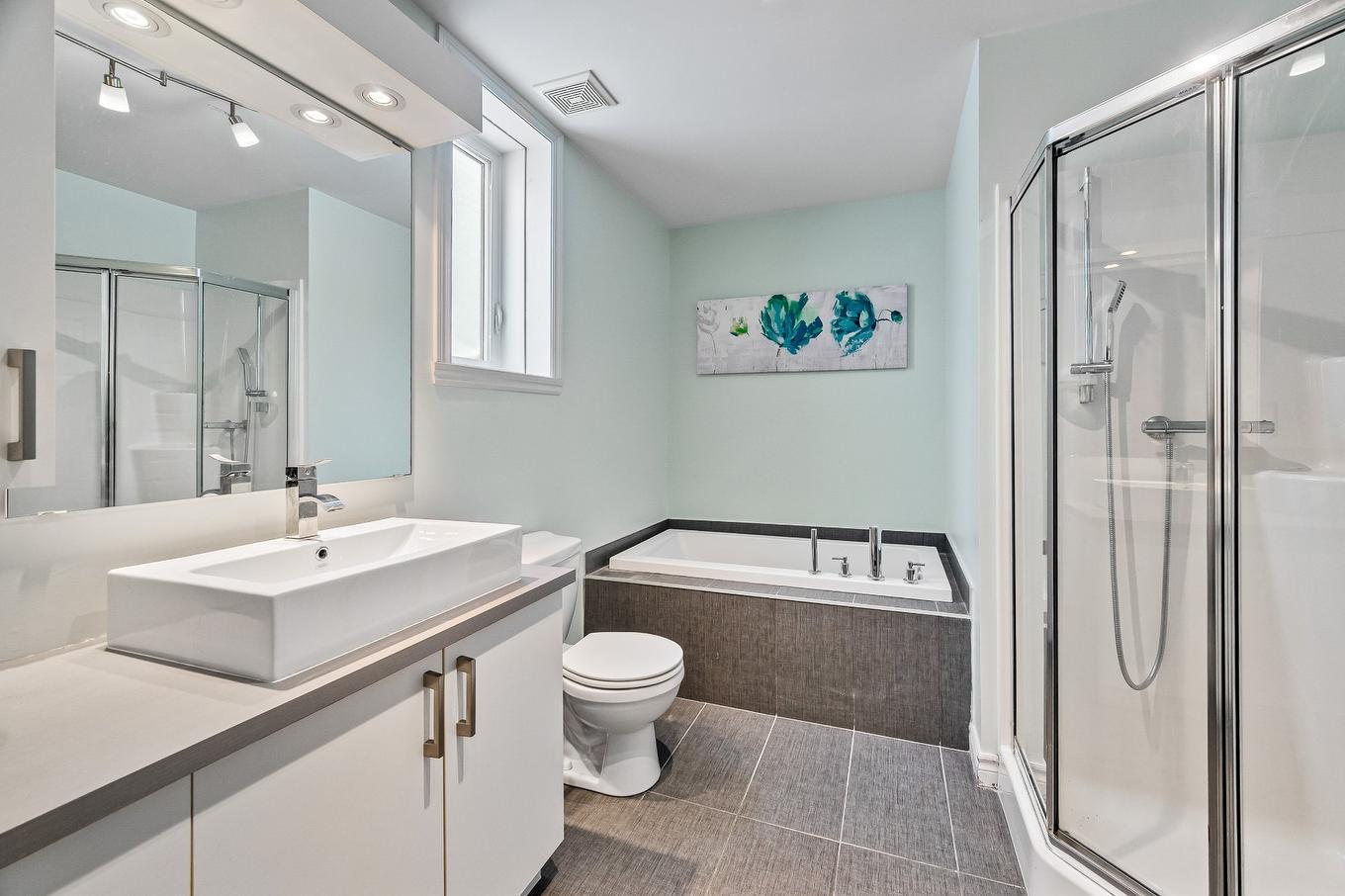 Salle de bains - 67 Rue Logan, Sainte-Martine, QC - Indoor Photo Showing Bathroom