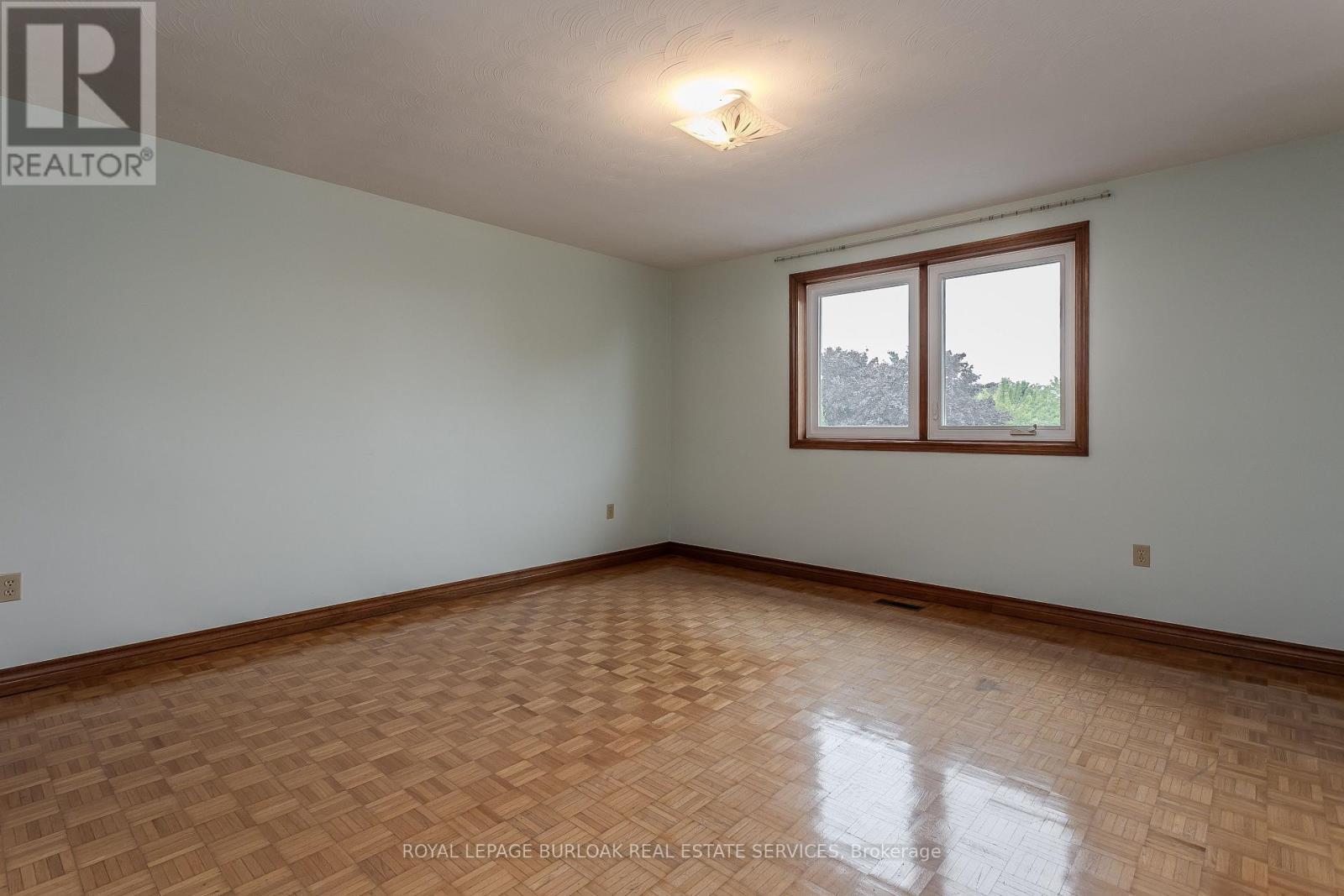 18 Marcel Place, Hamilton, ON - Indoor Photo Showing Other Room