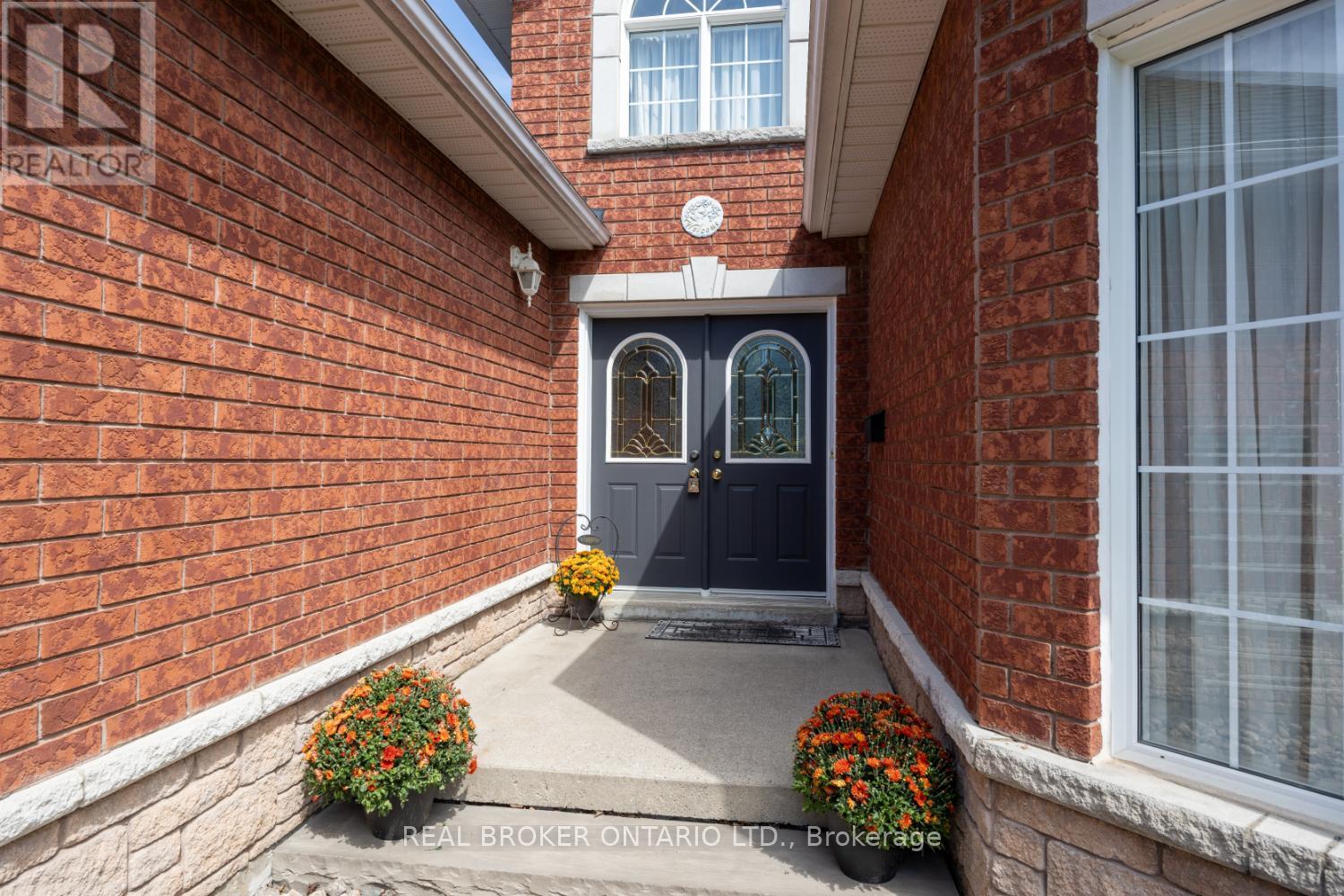 69 Padfield Drive, Clarington (Bowmanville), ON - Outdoor With Exterior