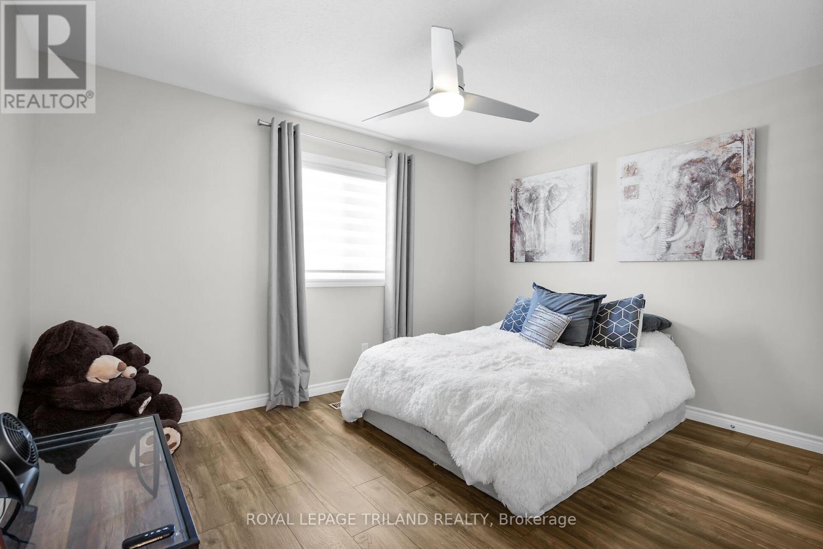 280 Peter Street S, Chatham-Kent (Bothwell), ON - Indoor Photo Showing Bedroom