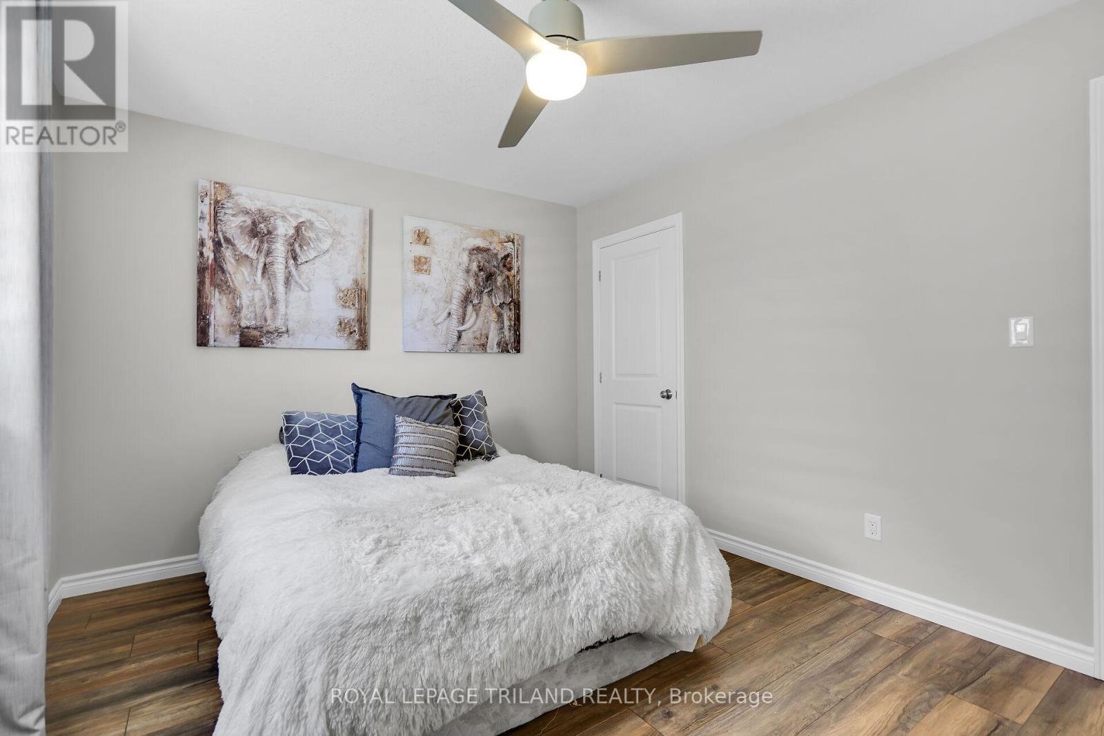 280 Peter Street S, Chatham-Kent (Bothwell), ON - Indoor Photo Showing Bedroom