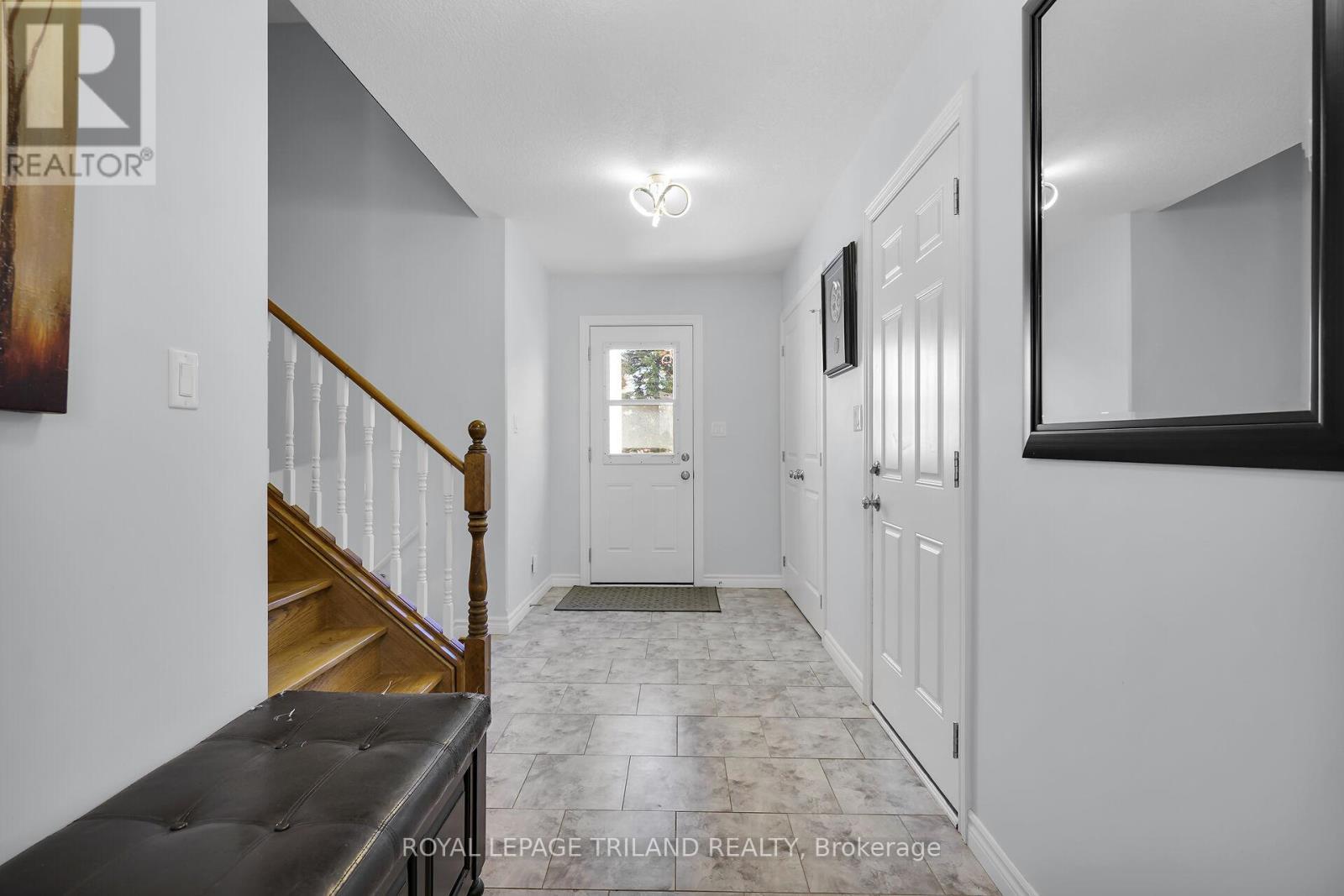 280 Peter Street S, Chatham-Kent (Bothwell), ON - Indoor Photo Showing Other Room