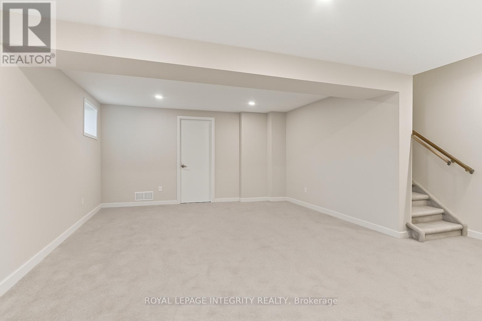 820 Bascule Place, Ottawa, ON - Indoor