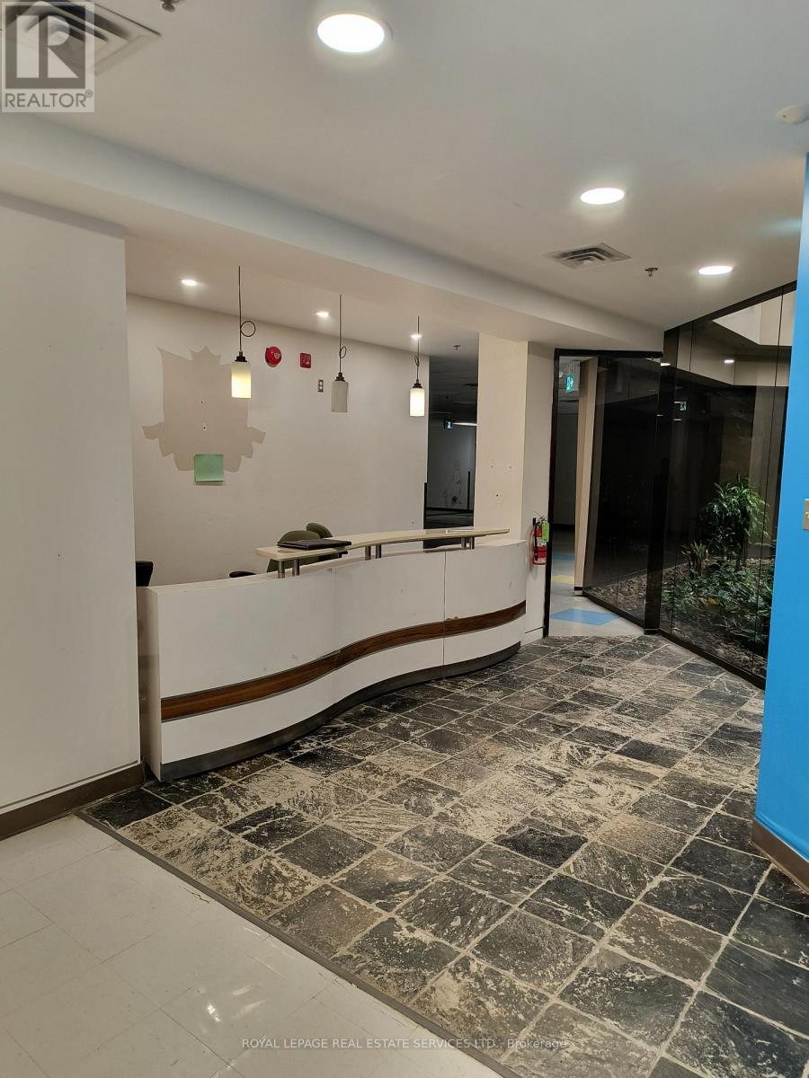 100* - 1440 Don Mills Road, Toronto, ON