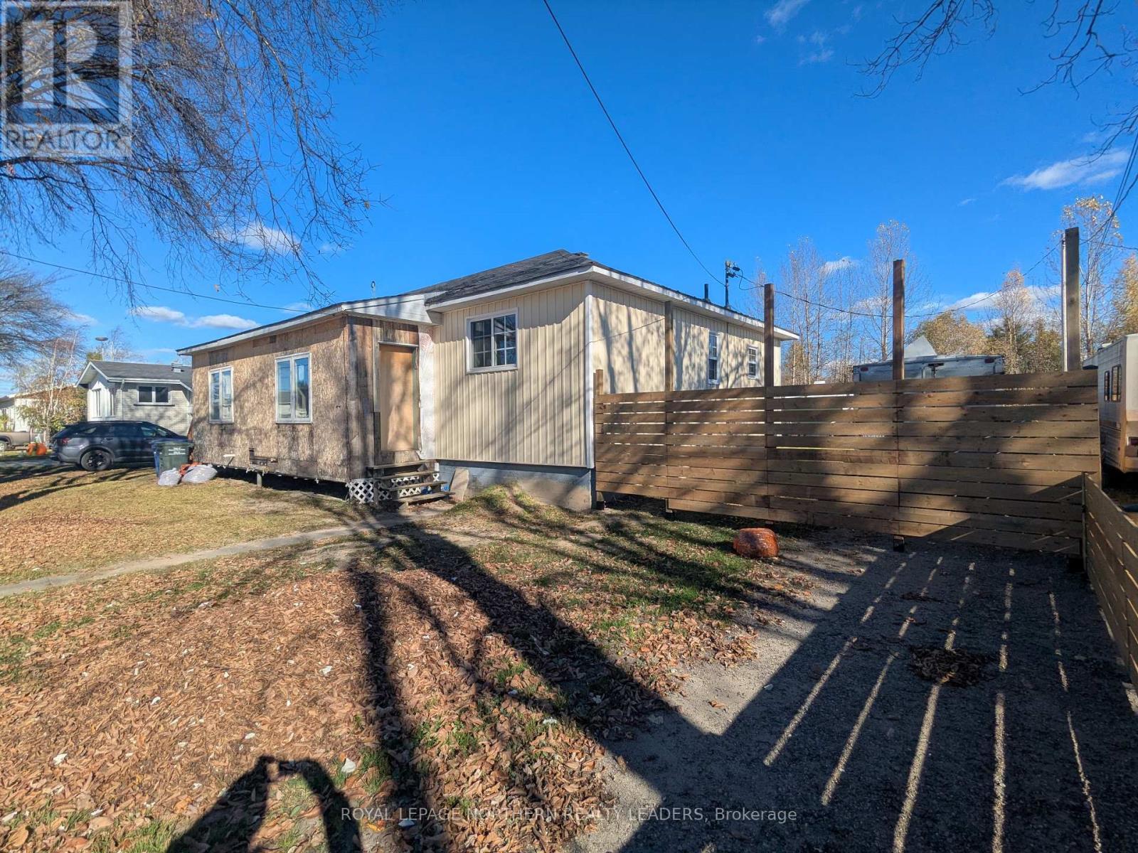 59 Fourth Street, Smooth Rock Falls (Srf), ON - Outdoor