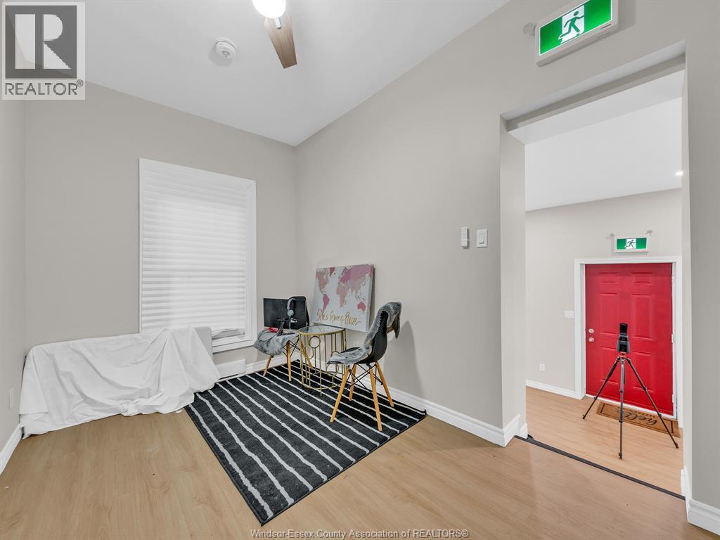 939 Wyandotte Street East, Windsor, ON