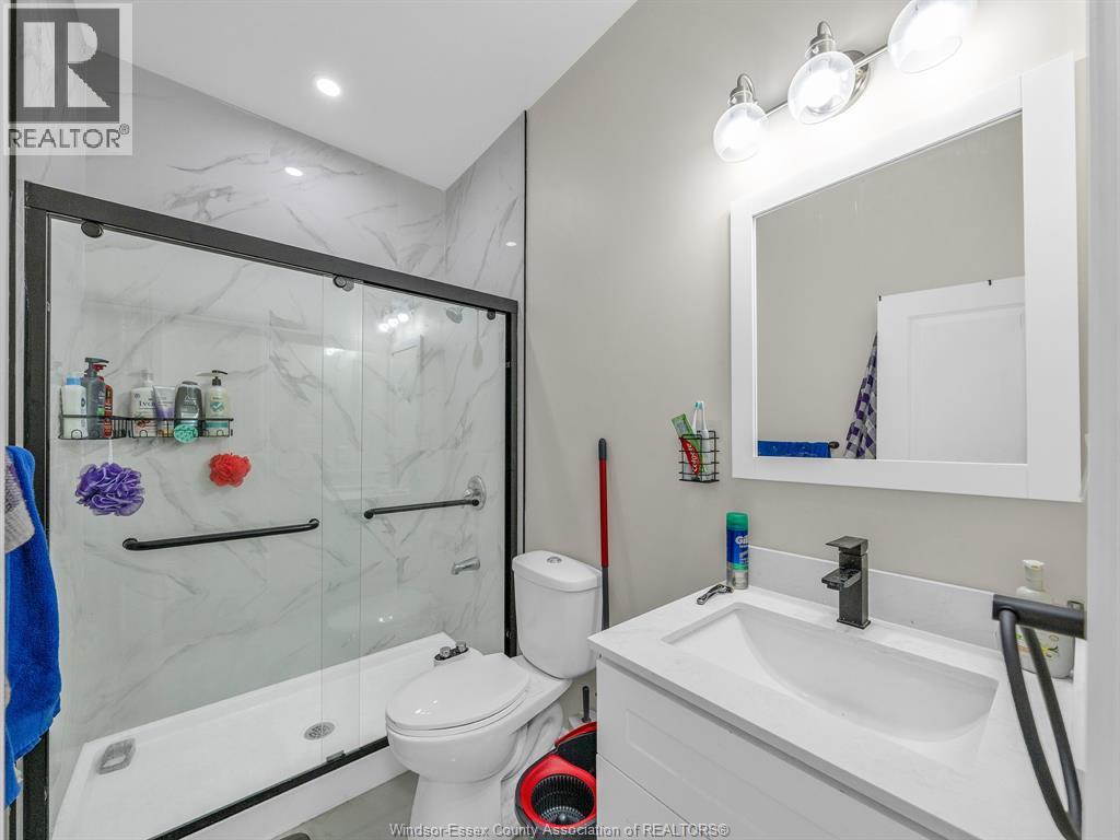 939 Wyandotte Street East, Windsor, ON