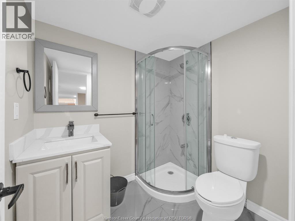 939 Wyandotte Street East, Windsor, ON