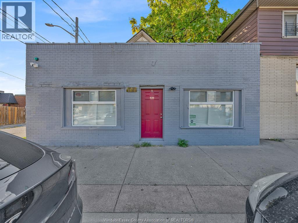 939 Wyandotte Street East, Windsor, ON