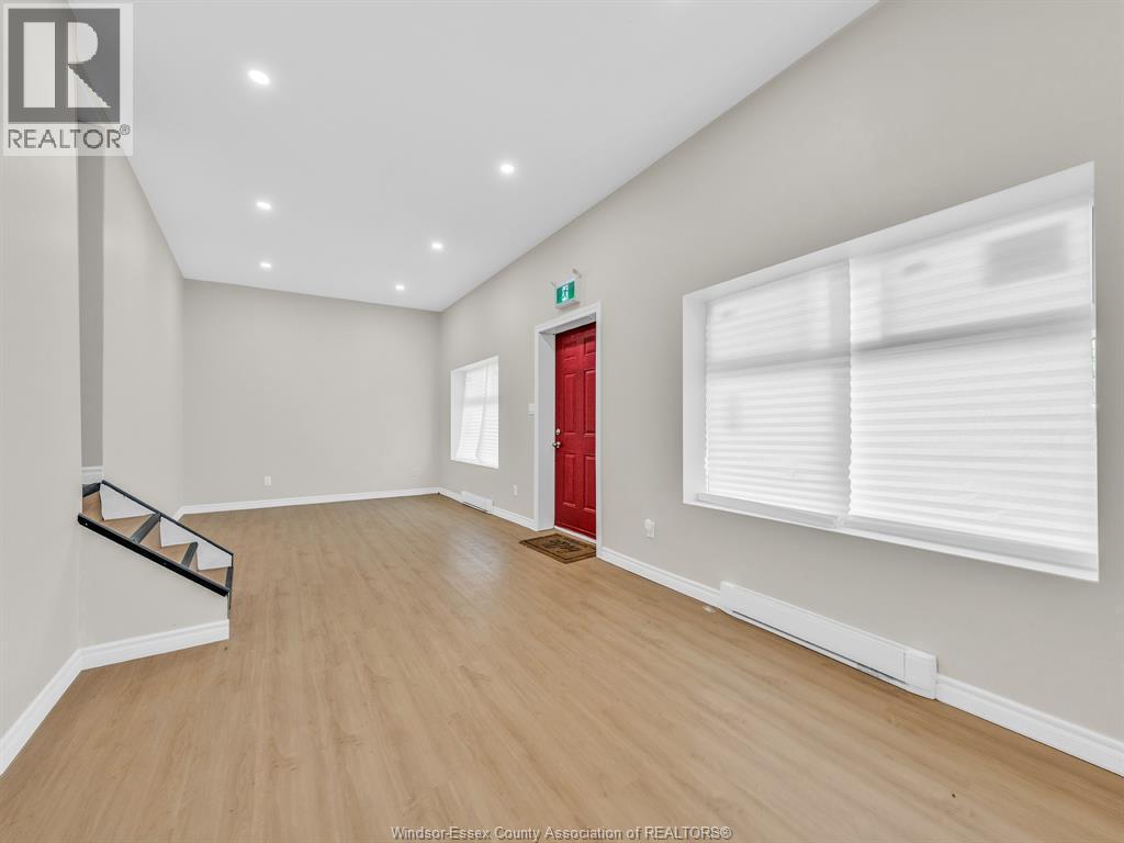 939 Wyandotte Street East, Windsor, ON