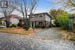 27 London Road St. John's, NL A1B 2G9