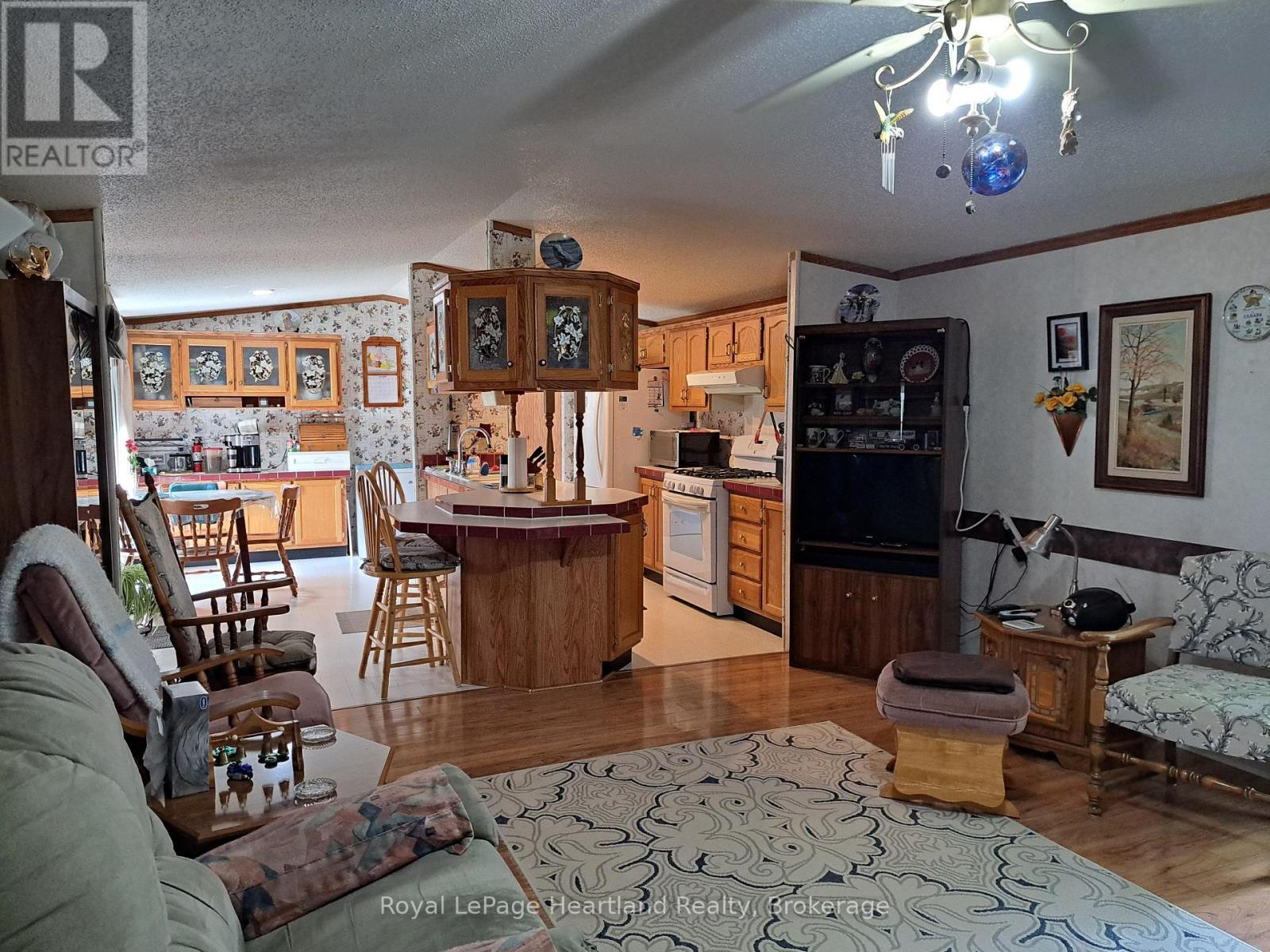 8 - 39461 Dashwood Road, South Huron (Stephen Twp), ON