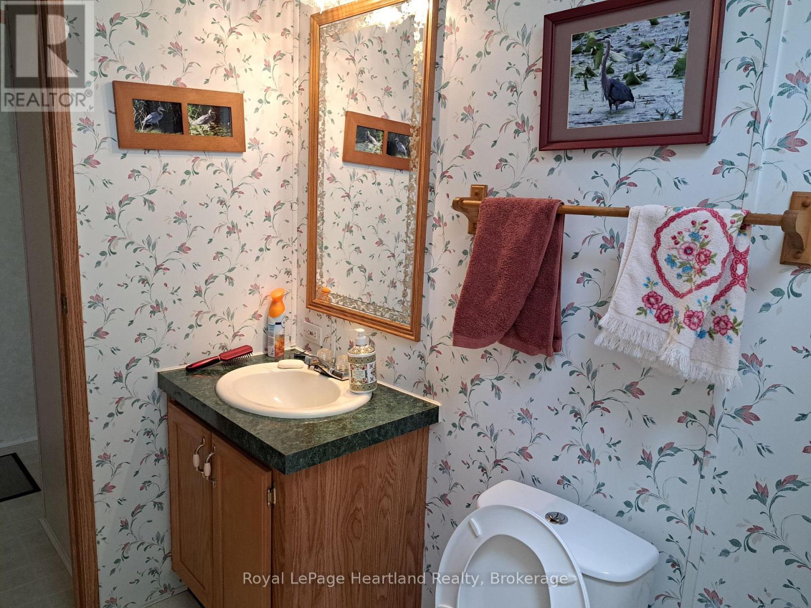 8 - 39461 Dashwood Road, South Huron (Stephen Twp), ON