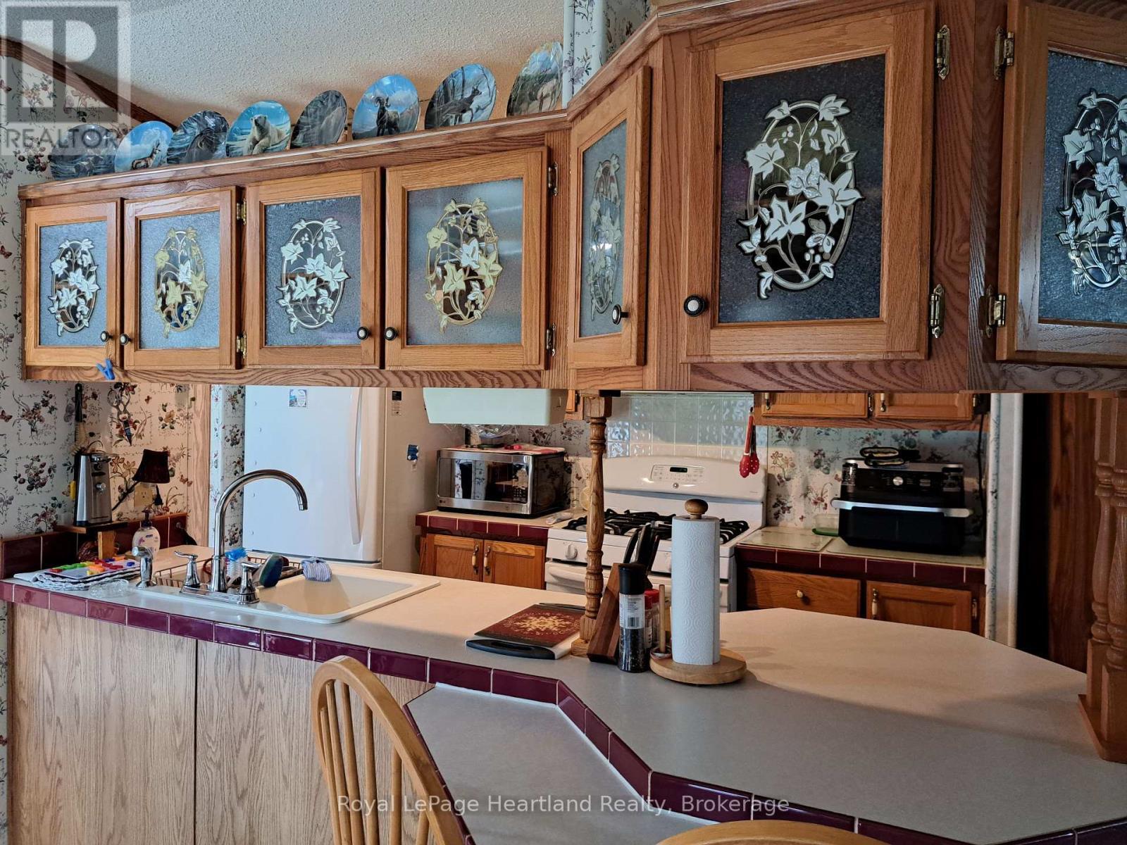 8 - 39461 Dashwood Road, South Huron (Stephen Twp), ON