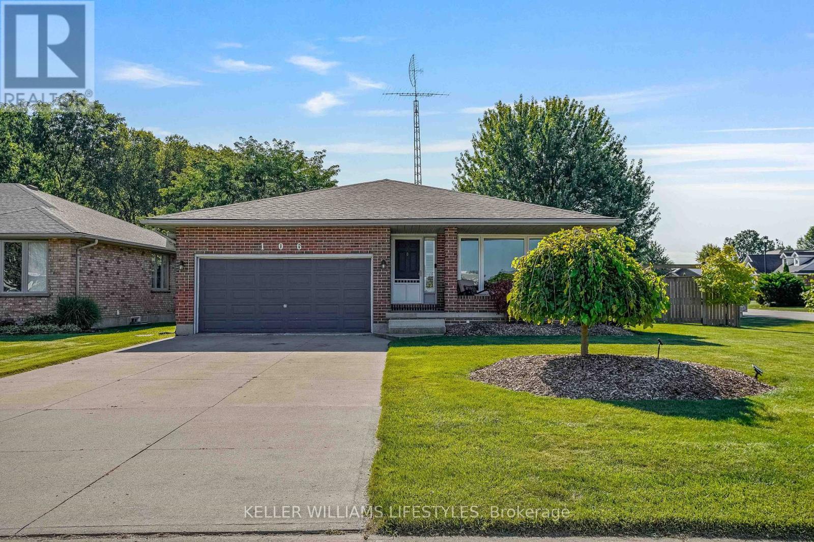 106 Anderson Avenue, Southwest Middlesex (Glencoe), ON - Outdoor