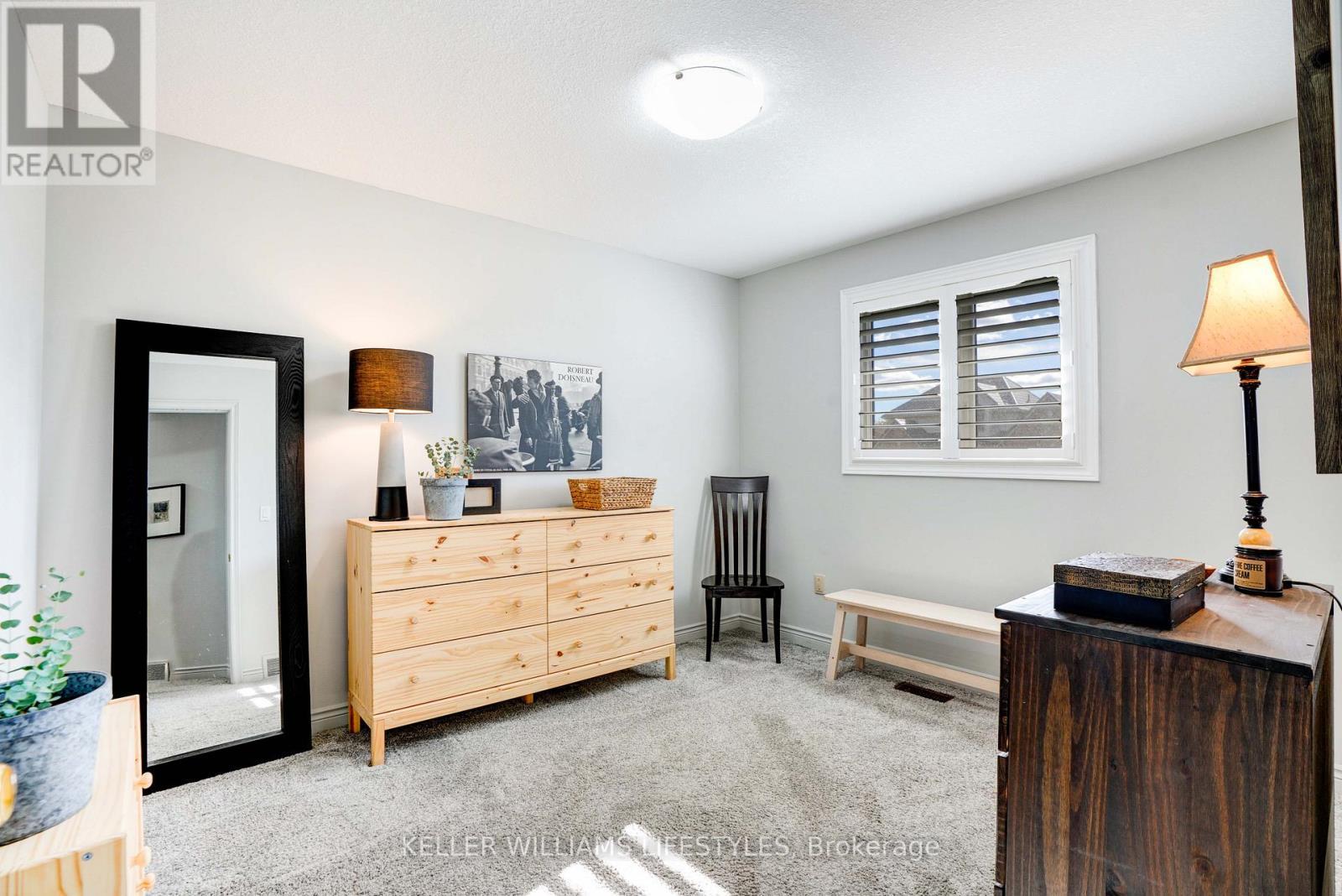 106 Anderson Avenue, Southwest Middlesex (Glencoe), ON - Indoor Photo Showing Other Room