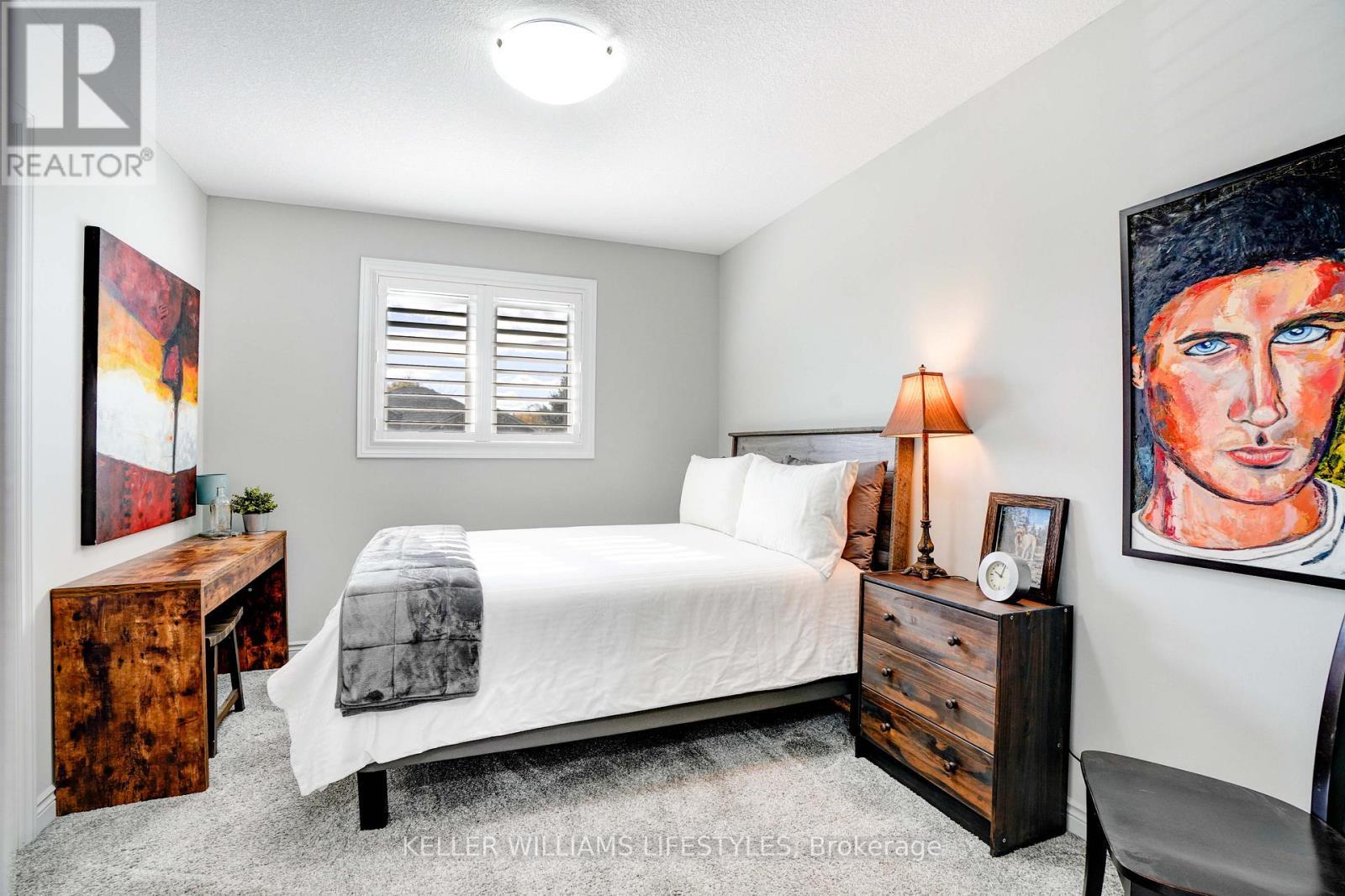 106 Anderson Avenue, Southwest Middlesex (Glencoe), ON - Indoor Photo Showing Bedroom