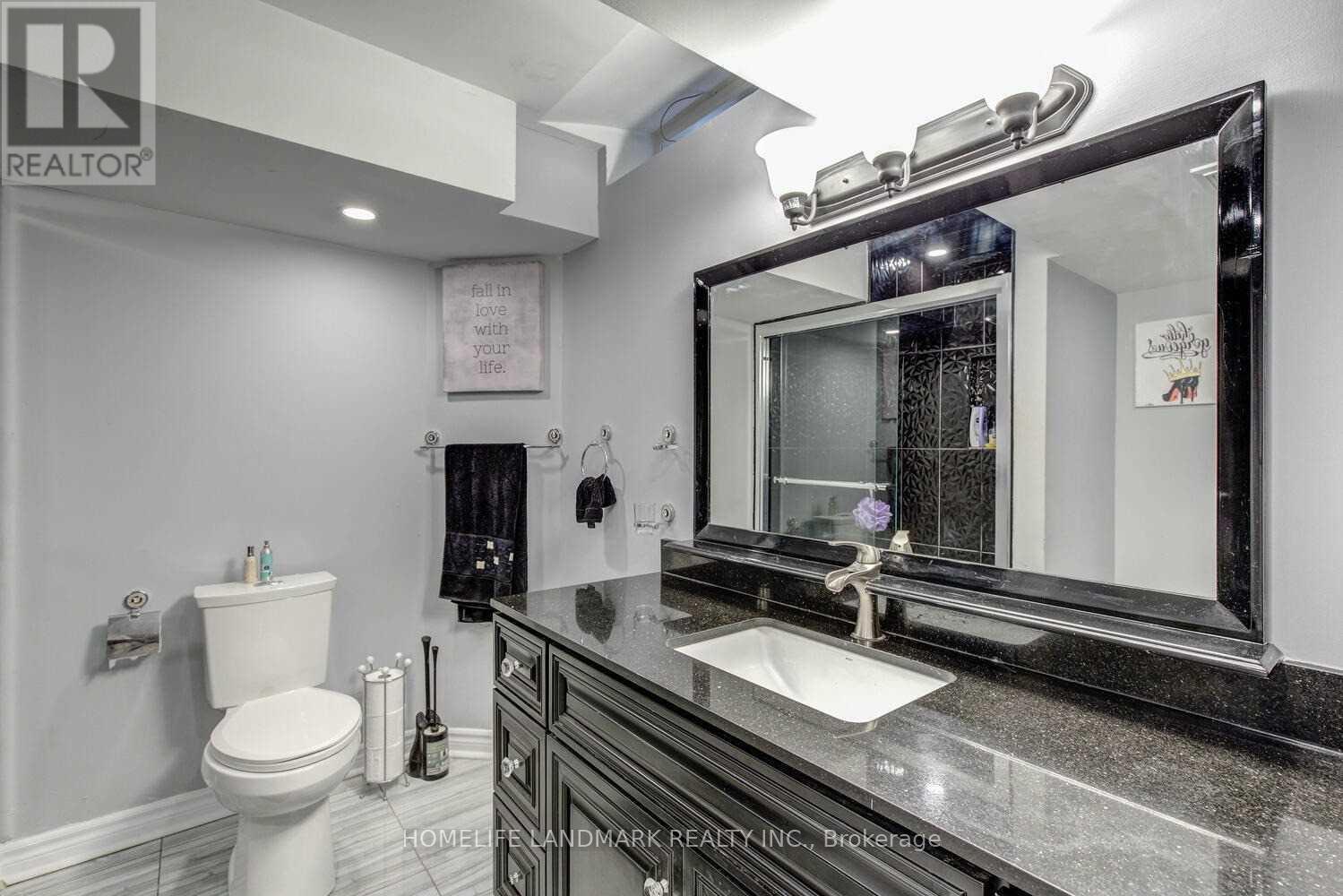 134 Ascalon Drive, Vaughan, ON - Indoor Photo Showing Bathroom