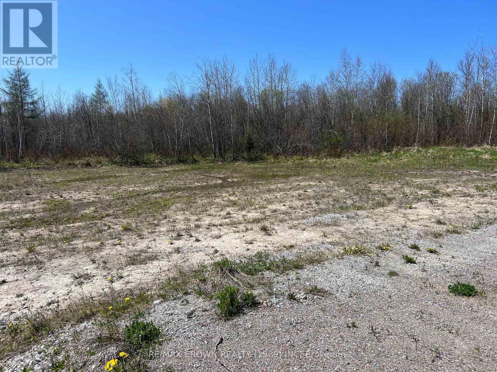 73 Clear Lake North Road, Kapuskasing, ON