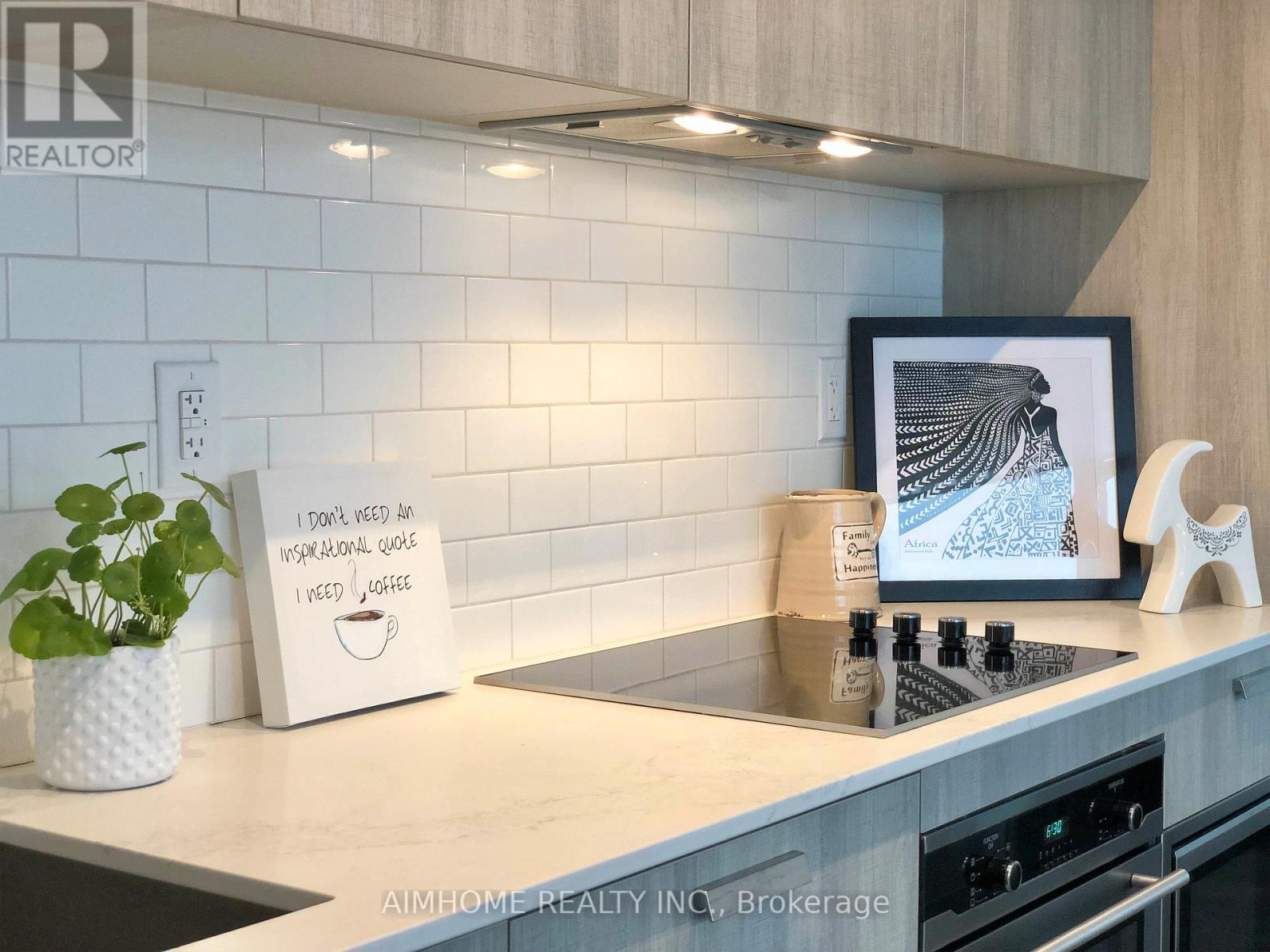 2315 - 50 Charles Street E, Toronto, ON - Indoor Photo Showing Kitchen