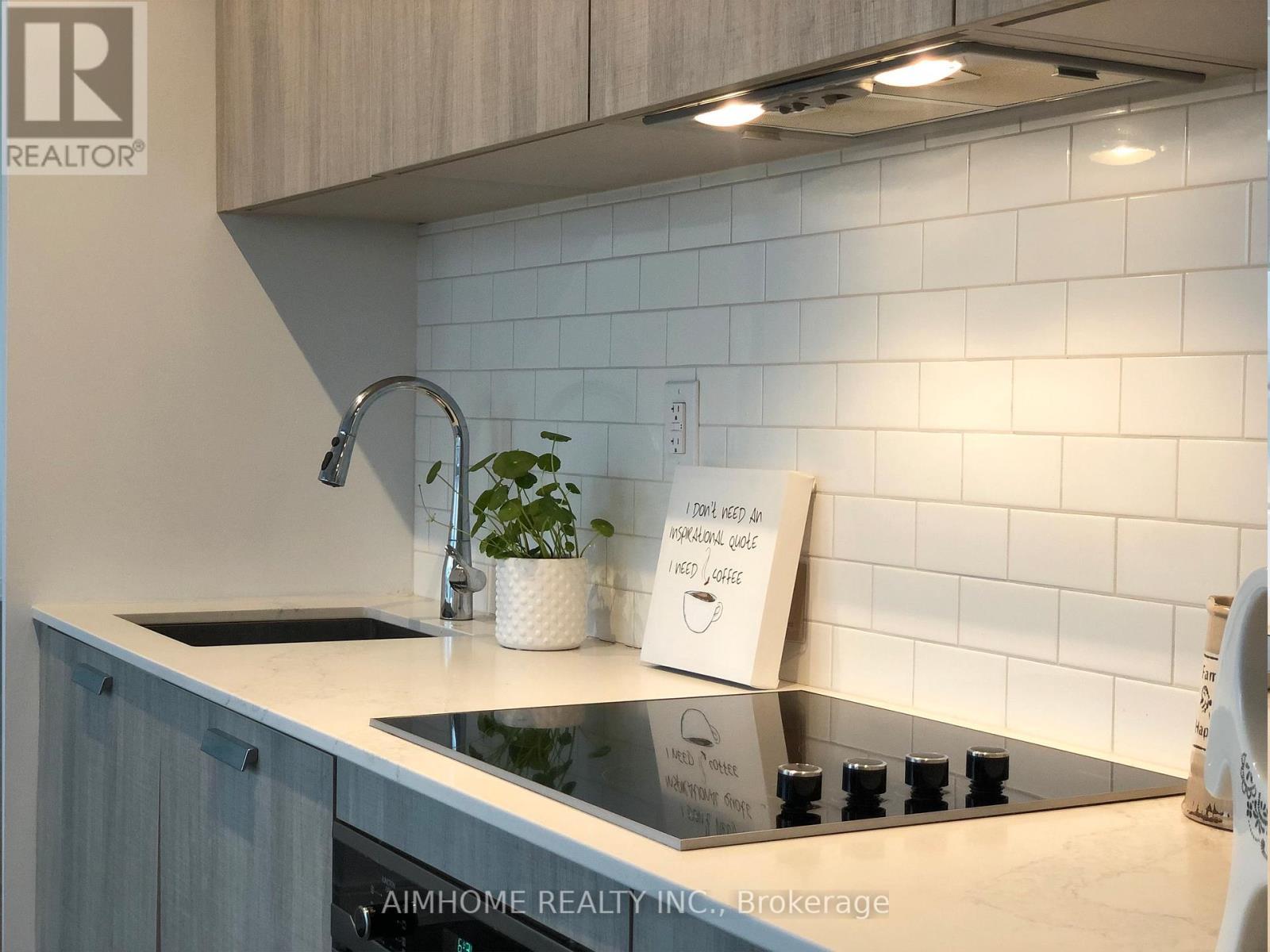 2315 - 50 Charles Street E, Toronto, ON - Indoor Photo Showing Kitchen